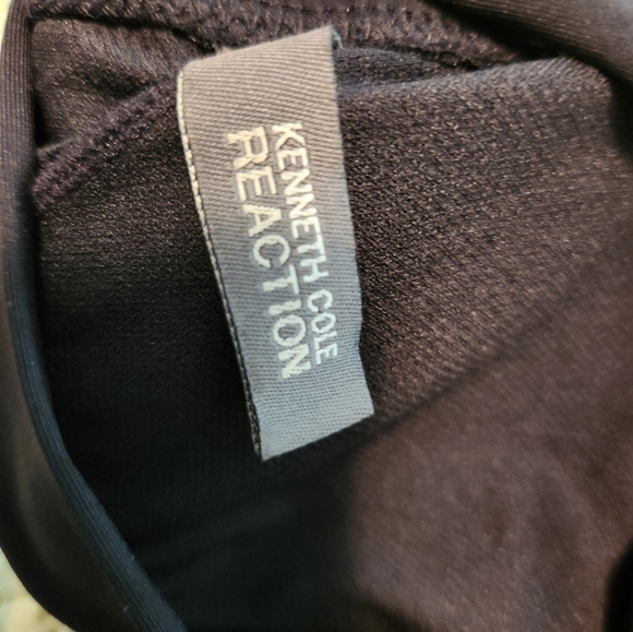 Sexy Ruffled Halter Bikini Top L Kenneth Cole - Picture 2 of 2